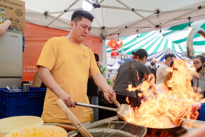 VIDEO: Hơn 300 món ngon