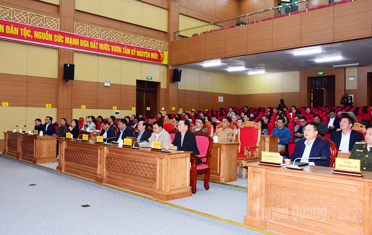 Делегаты, присутствовавшие на конференции.