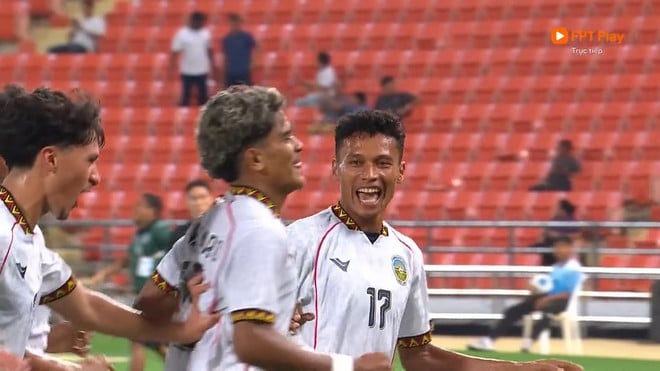 Thú vị: Luis Figo và Cannavaro giúp Đông Timor gây sốc, ngược dòng quật ngã U.23 Singapore- Ảnh 2.