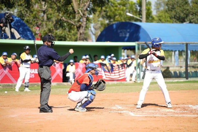 Good news: Vietnam baseball team convincingly defeated Malaysia - Photo 2. Tin vui: Đội tuyển bóng chày Việt Nam thắng thuyết phục Malaysia- Ảnh 2.