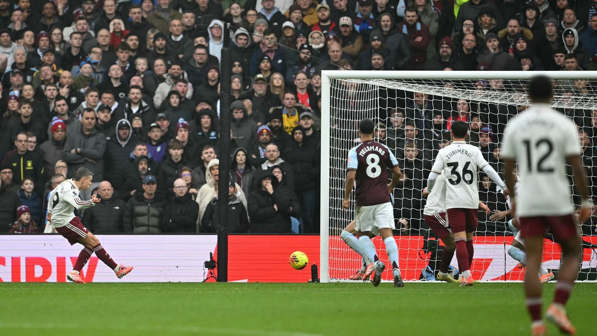 resources_premierleague_pulselive_com 2249631206.jpg