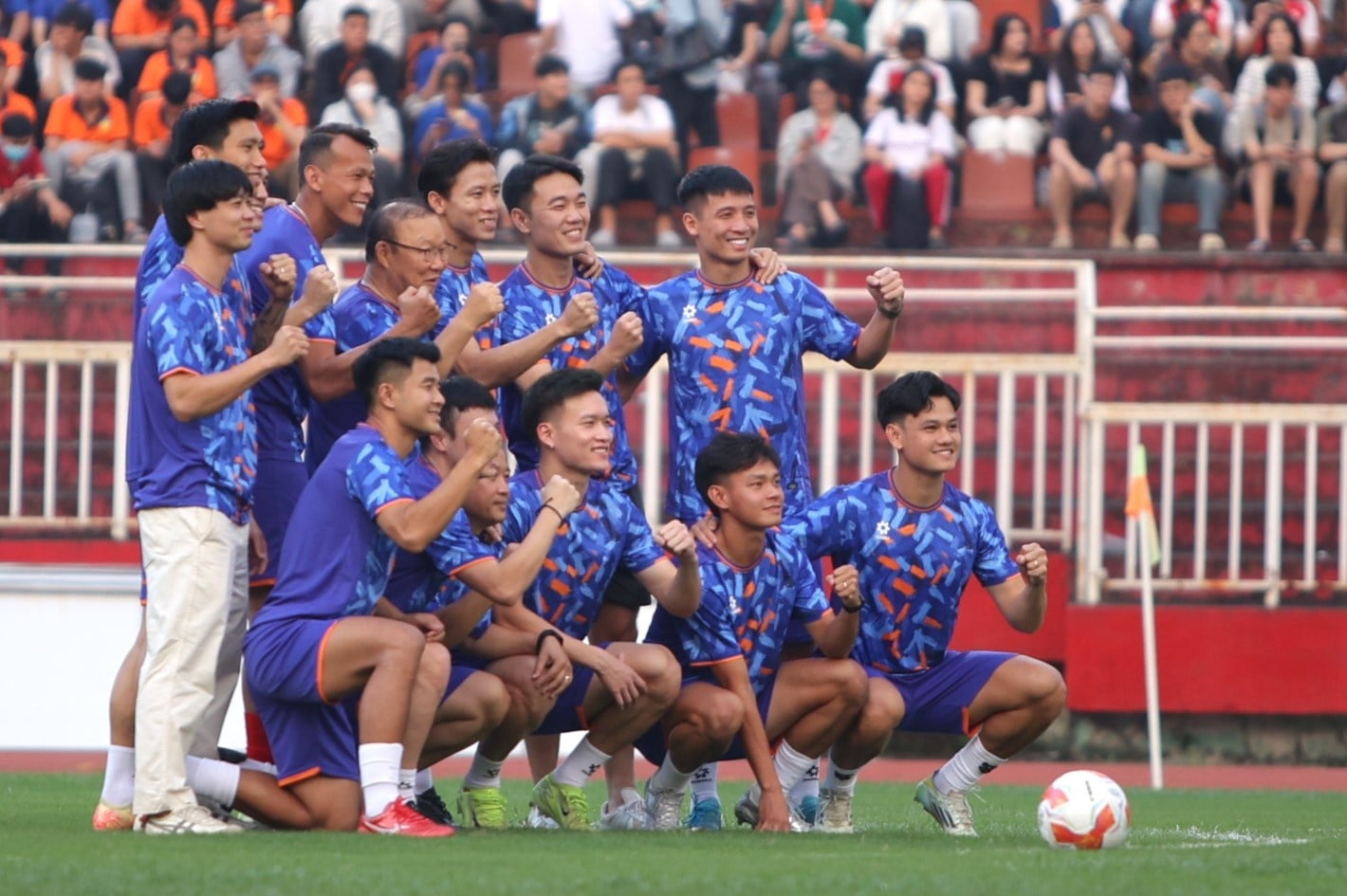 Foto 5 do treinador Park Hang-seo HLV Park Hang-seo anh 5