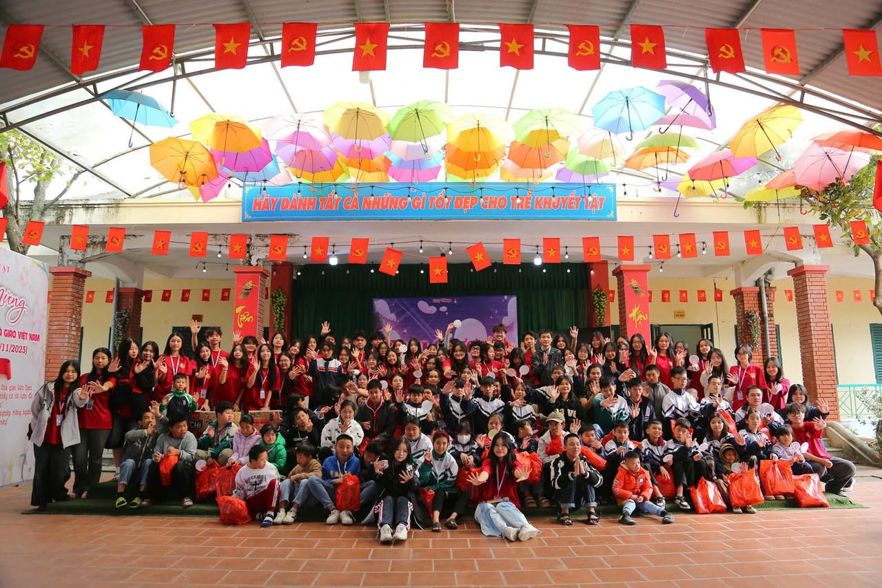 הפיצו אהבה לגורלות