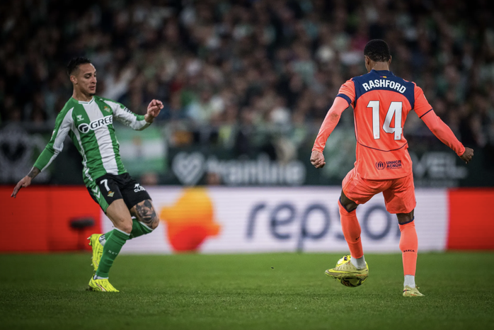 Ferran Torres' hat-trick helped Barcelona win the eight-goal thriller - Image 1.