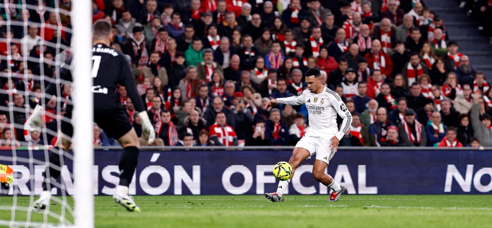 Alexander Arnold.jpg