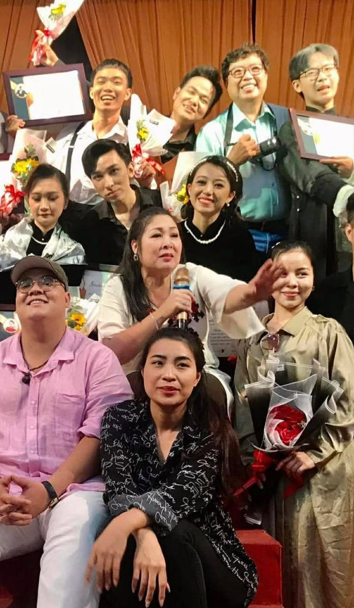 Niềm tự hào của NSND Hồng Vân về nữ diễn viên Hoàng Linh Chi trong phim