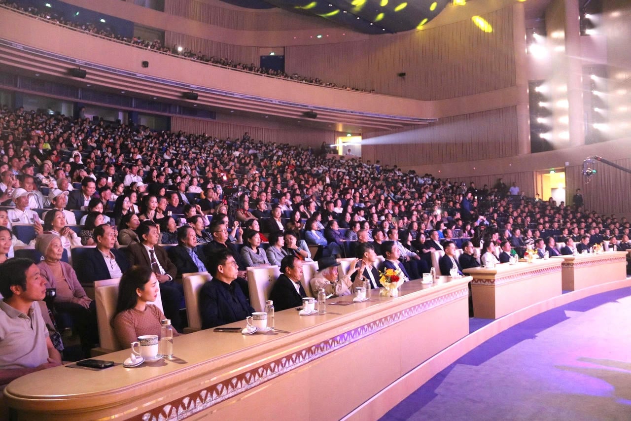 Szép számú közönség érkezett a zenei estére.