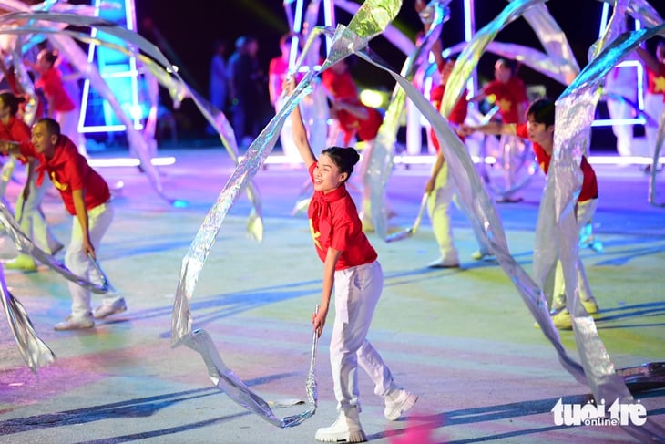 Orașul Ho Și Min a fost onorat drept principala destinație de evenimente și festivaluri din Asia - Fotografia 1. TP.HCM được vinh danh Điểm đến sự kiện và lễ hội hàng đầu châu Á - Ảnh 1.