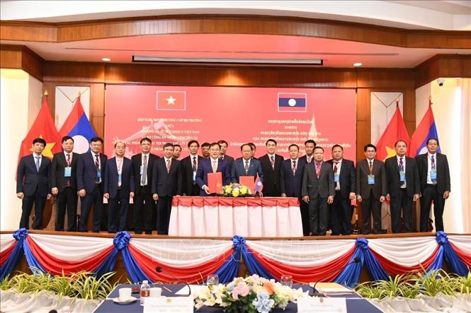 ចំណងជើងរូបថត