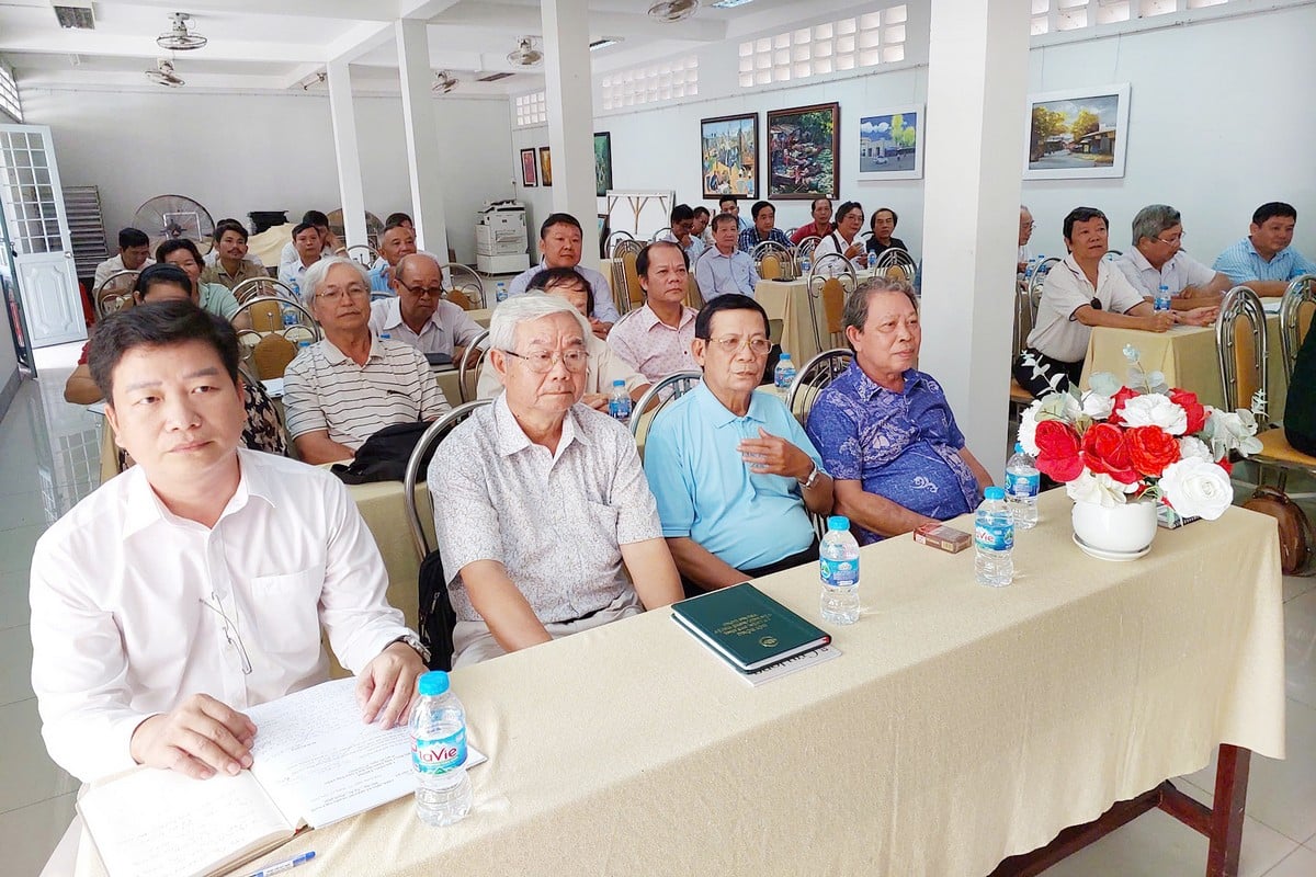 সম্মেলনে অংশগ্রহণকারী প্রতিনিধিরা।