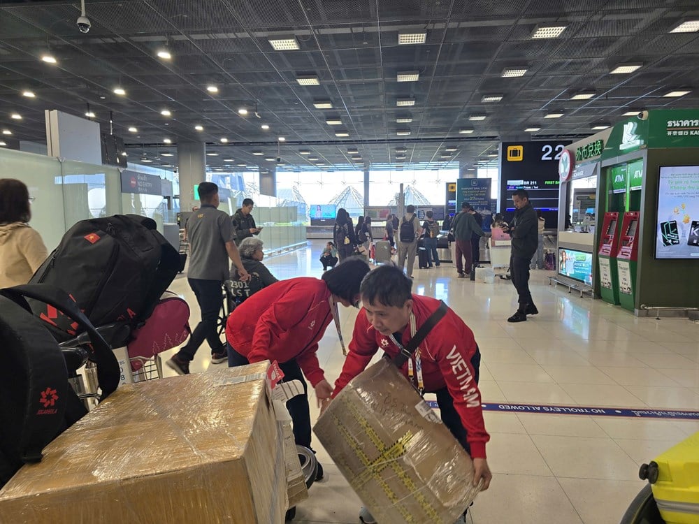 Vietnam Spor Heyeti, 33. Güneydoğu Asya Oyunları kampanyasını başlatmak üzere Tayland'a ulaştı - fotoğraf 4