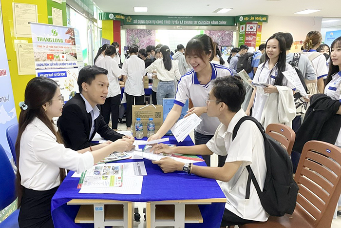 Consolidarea consilierii în carieră