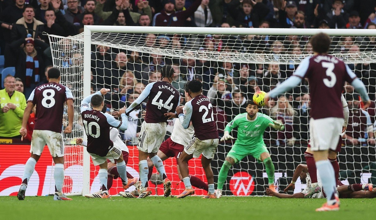 aston-villa-v-arsenal-premier-league.jpg