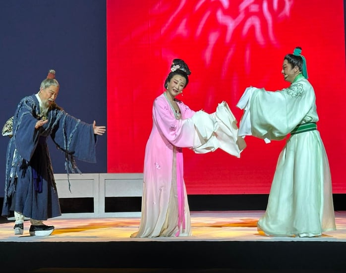 Làm gì để Đoàn kịch Ngư cổ - Trung Quốc không bị