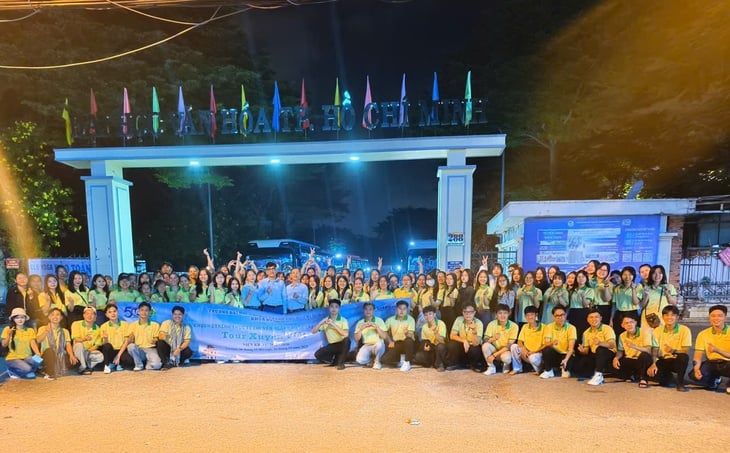 sinh viên - Ảnh 1.