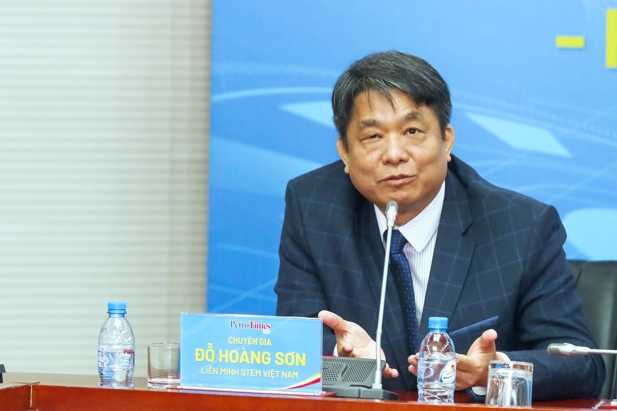 Experto Do Hoang Son, miembro clave de la Alianza STEM de Vietnam. Foto: Reportero. Chuyên gia Đỗ Hoàng Sơn - Thành viên chủ chốt của Liên minh STEM Việt Nam. Ảnh: PV.