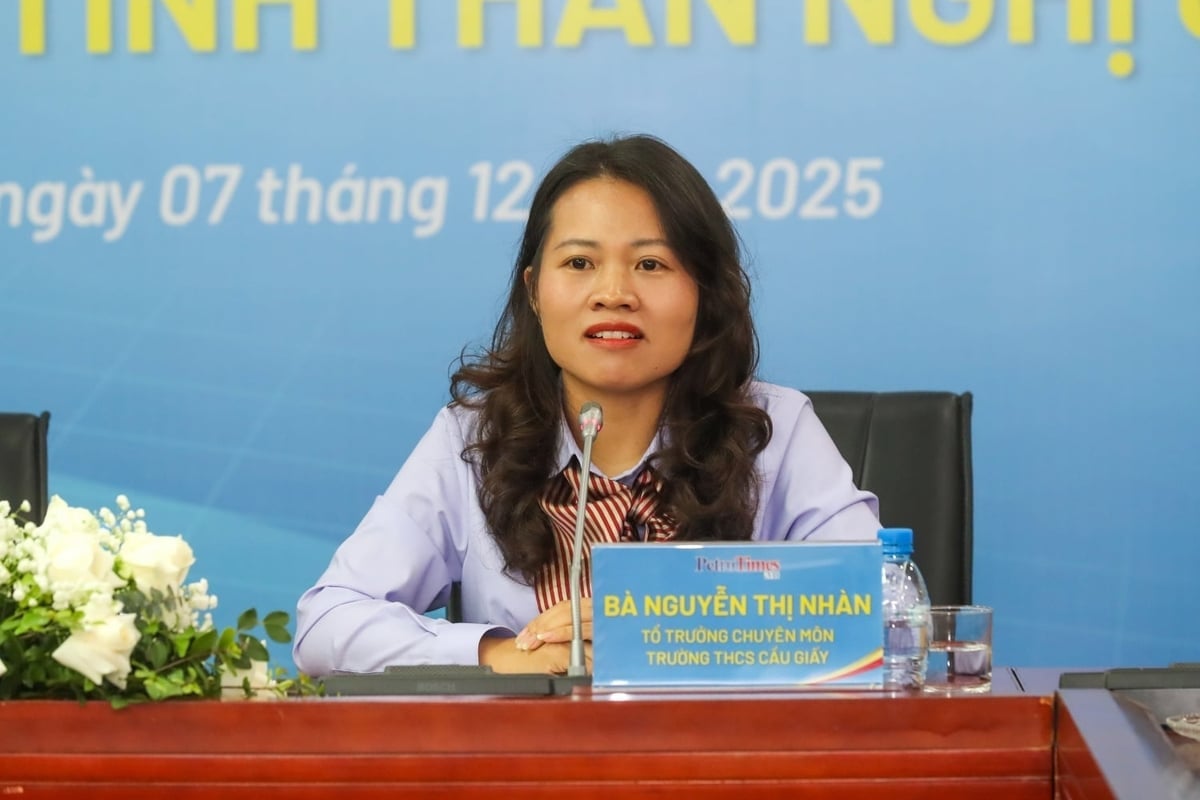 Maestra Nguyen Thi Nhan, de la Escuela Secundaria Cau Giay. Foto: Reportera. Cô giáo Nguyễn Thị Nhàn giáo viên trường THCS Cầu Giấy. Ảnh: PV.