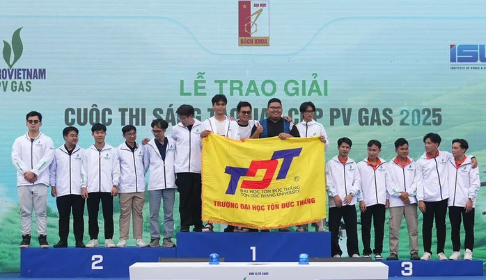 Trường ĐH Tôn Đức Thắng vô địch Cuộc thi sáng tạo UAV 2025 - Ảnh 1.