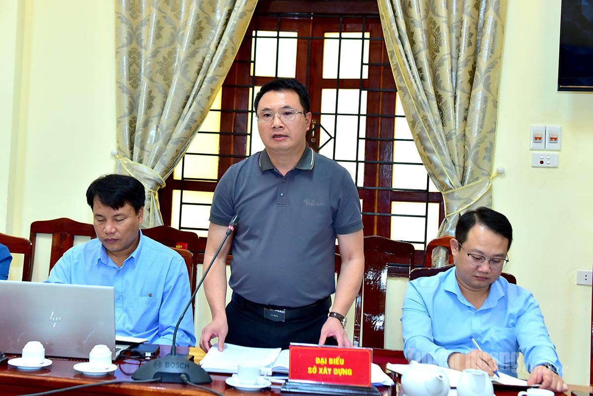 Ledare för byggnadsdepartementet bidrog med yttranden vid konferensen.