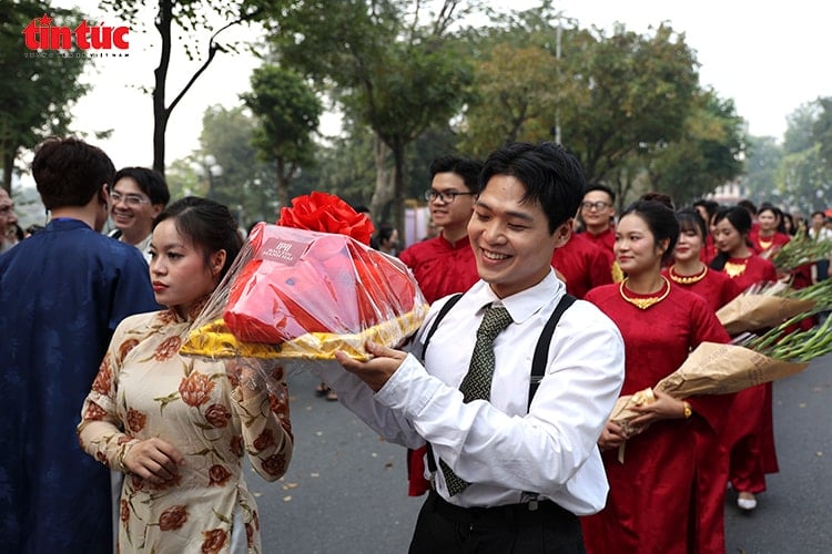 चित्र परिचय