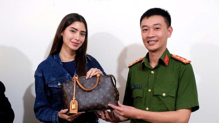Miss Mexico și-a primit proprietatea înapoi de la Poliția din Secția Xuan Huong - Da Lat. 3.jpg