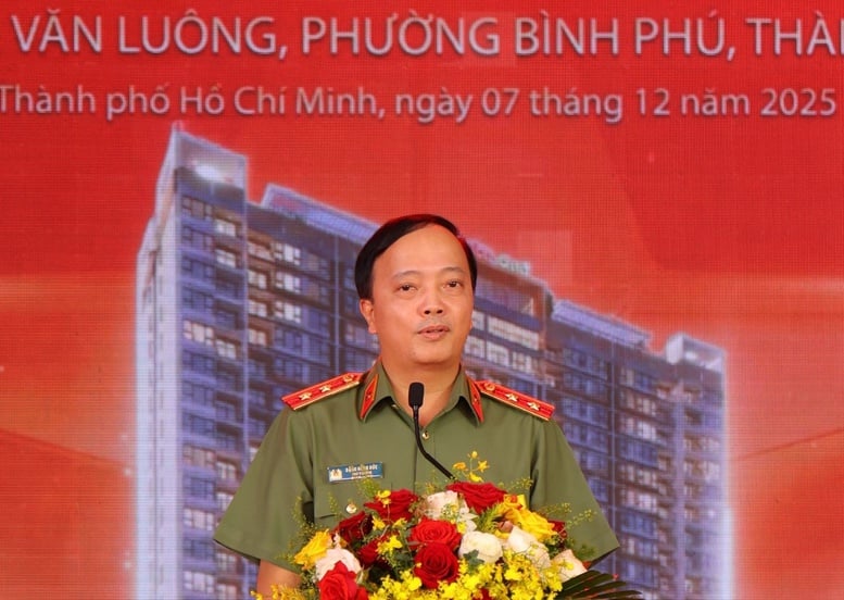 Ceremonia de inaugurare a proiectului de locuințe pentru forța de poliție populară din orașul Ho Chi Minh - Fotografia 2. Khởi công dự án nhà ở cho lực lượng công an nhân dân tại TPHCM- Ảnh 2.