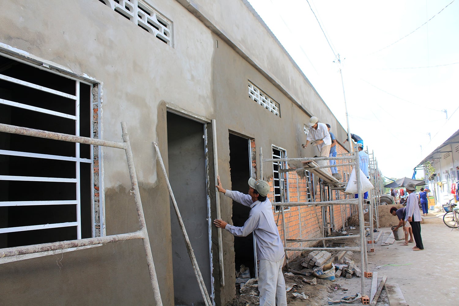 Solidaritate sporită pe terenurile publice - Partea 1: Zonele de locuințe „înaintea politicii”