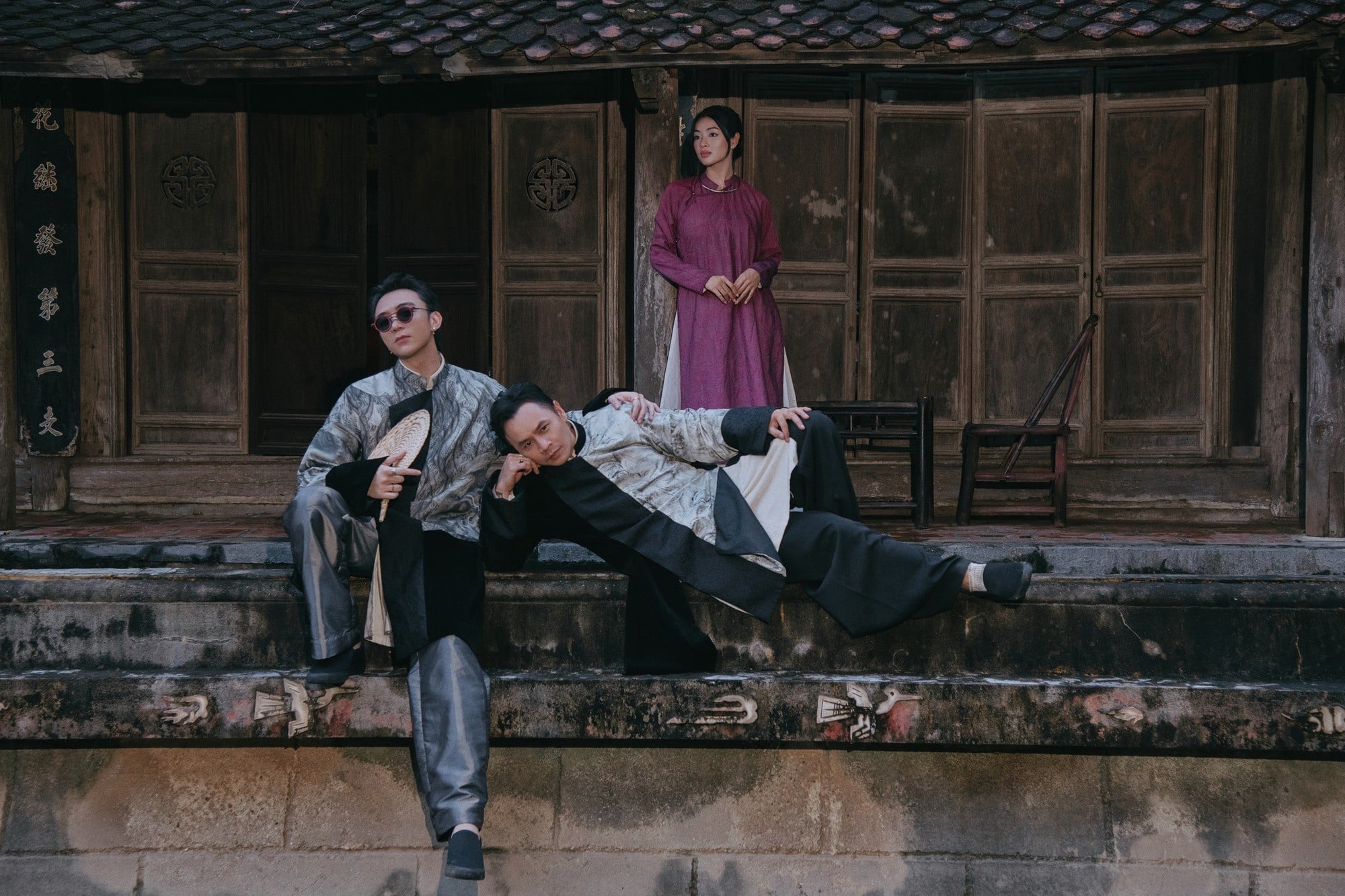 Thấy gì từ màn 'rẽ hướng' của Soobin và Hòa Minzy?- Ảnh 1.