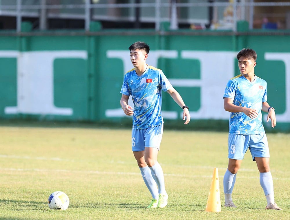 A seleção sub-22 do Vietnã se esforça para se preparar minuciosamente para o jogo contra a seleção sub-22 da Malásia - foto 3