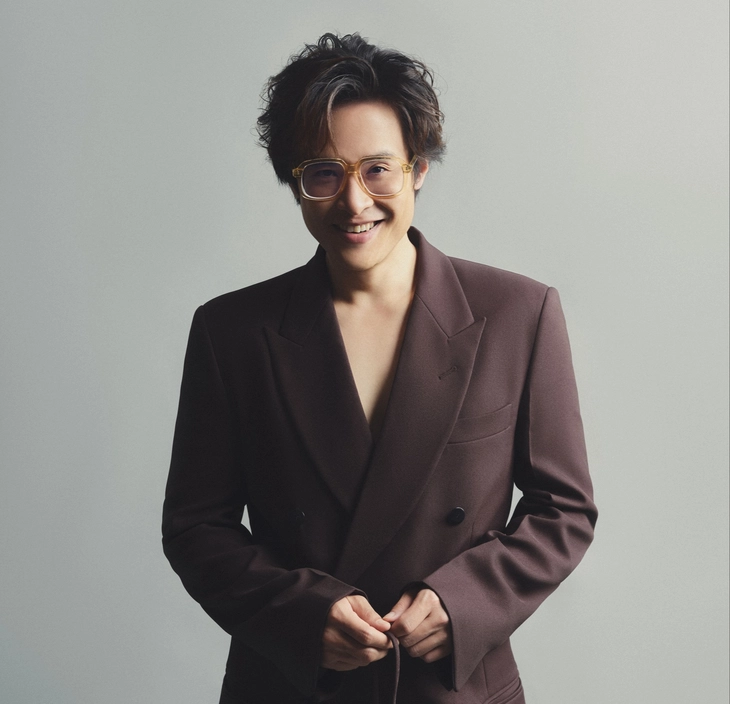 Ha Anh Tuan dedicó las ganancias de la película Radiant Horizon a Como si no hubiera habido separación - Foto 1. Hà Anh Tuấn - Ảnh 1.