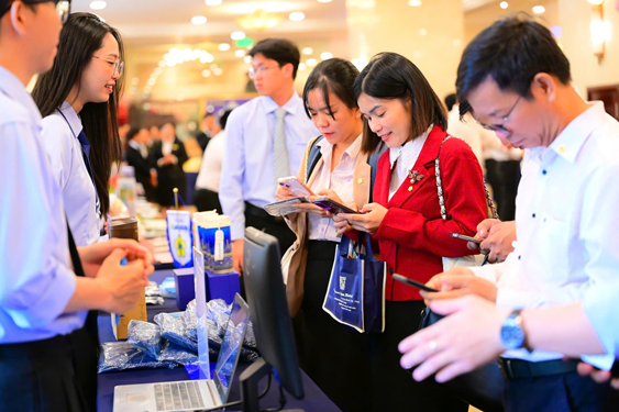 Kết nối quảng bá du lịch TP HCM: Tăng cường phát triển kinh tế bền vững - Ảnh 1.