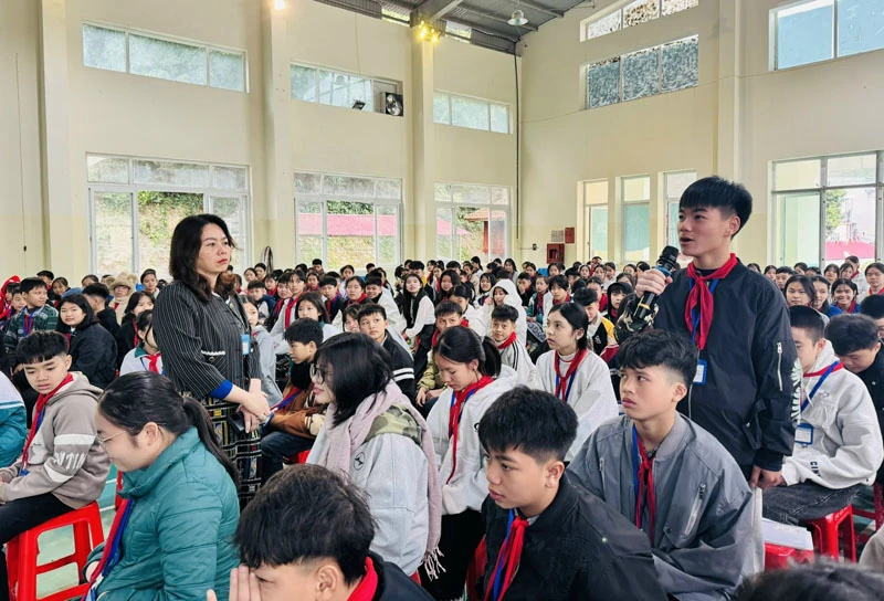 Eforturi de construire a unui mediu școlar fără fum