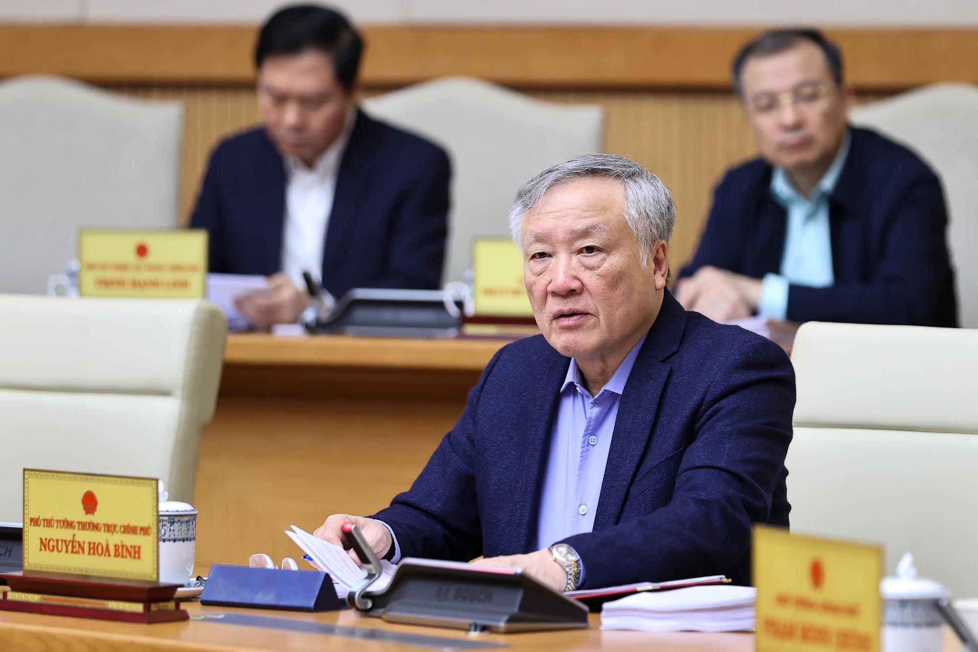 Khẩn trương trình các văn bản triển khai Kết luận 206-KL/TW về tiền lương, phụ cấp- Ảnh 3.