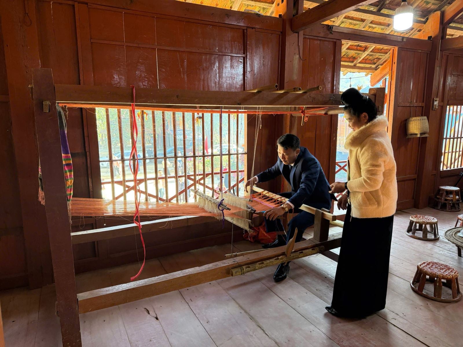 Подпись к фотографии