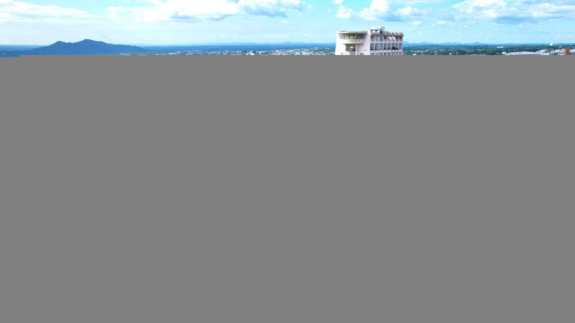 De stad Buon Ma Thuot (nu bestaande uit 5 wijken, waaronder Buon Ma Thuot, Tan An, Tan Lap, Thanh Nhat, Ea Kao en de gemeente Hoa Phu) blijft het speciale mechanisme implementeren conform Resolutie nr. 72/2022/QH15 van 15 november 2022 van de Nationale Assemblee. img-22-6698.jpg