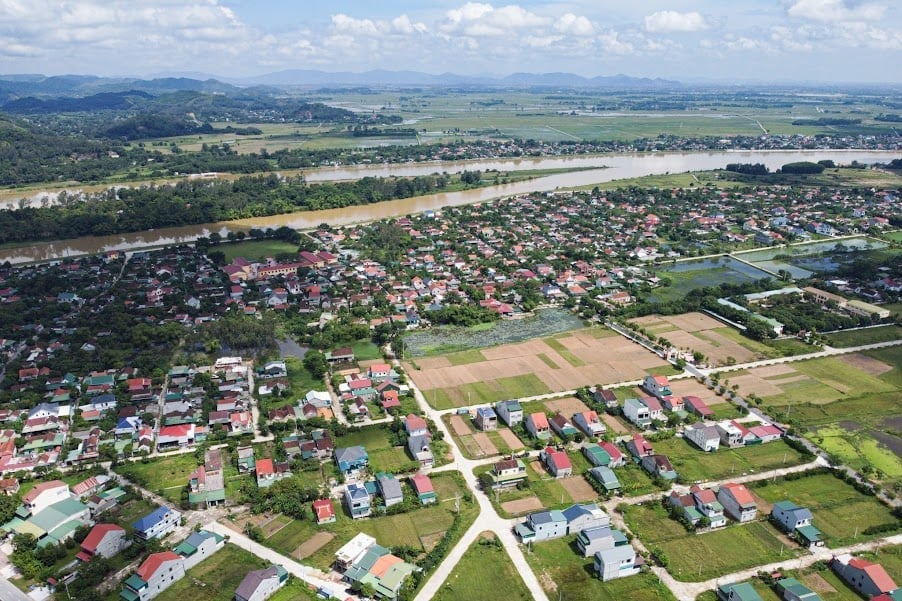 Tung Anh گاؤں (Ha Tinh)، مسٹر وو ہانگ فوک کا آبائی شہر۔ تصویر: تنگ ڈنہ۔ Làng Tùng Ảnh (Hà Tĩnh), quê hương ông Võ Hồng Phúc. Ảnh: Tùng Đinh.