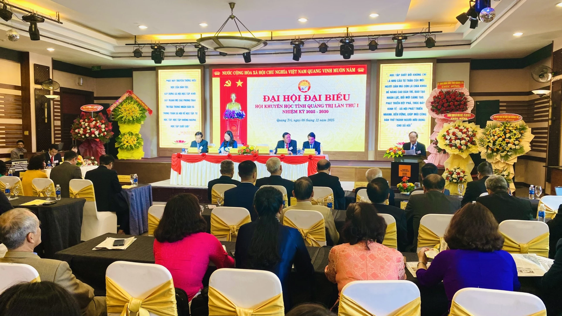 Adegan Kongres - Foto: T.L