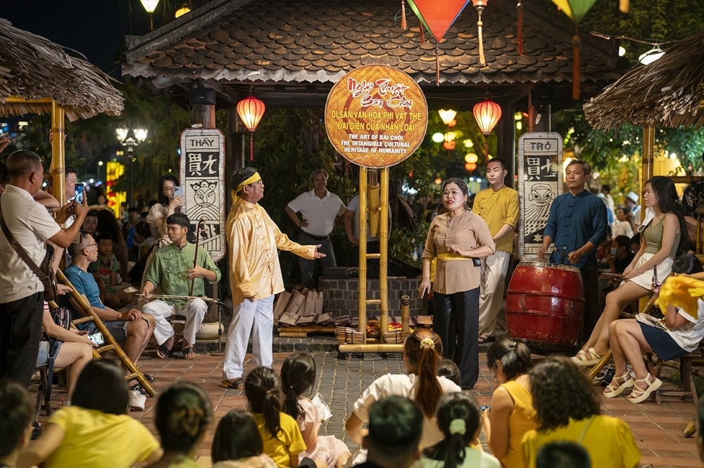 Het blijvende behoud van het erfgoed van Bài Chòi in de oude stad - foto 1