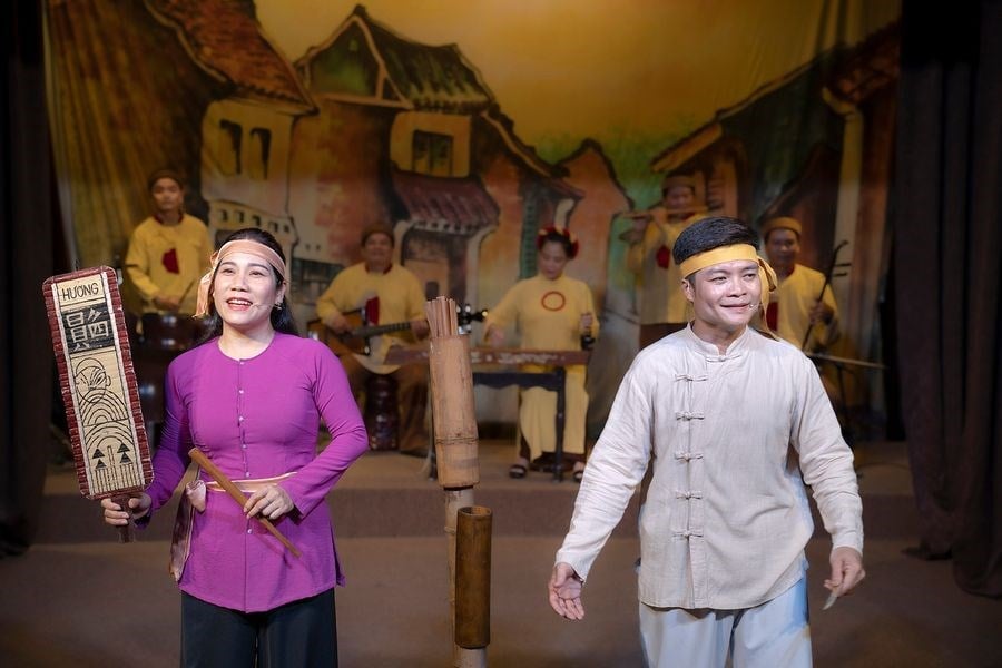 Het blijvende behoud van het erfgoed van Bài Chòi in de oude stad - foto 2