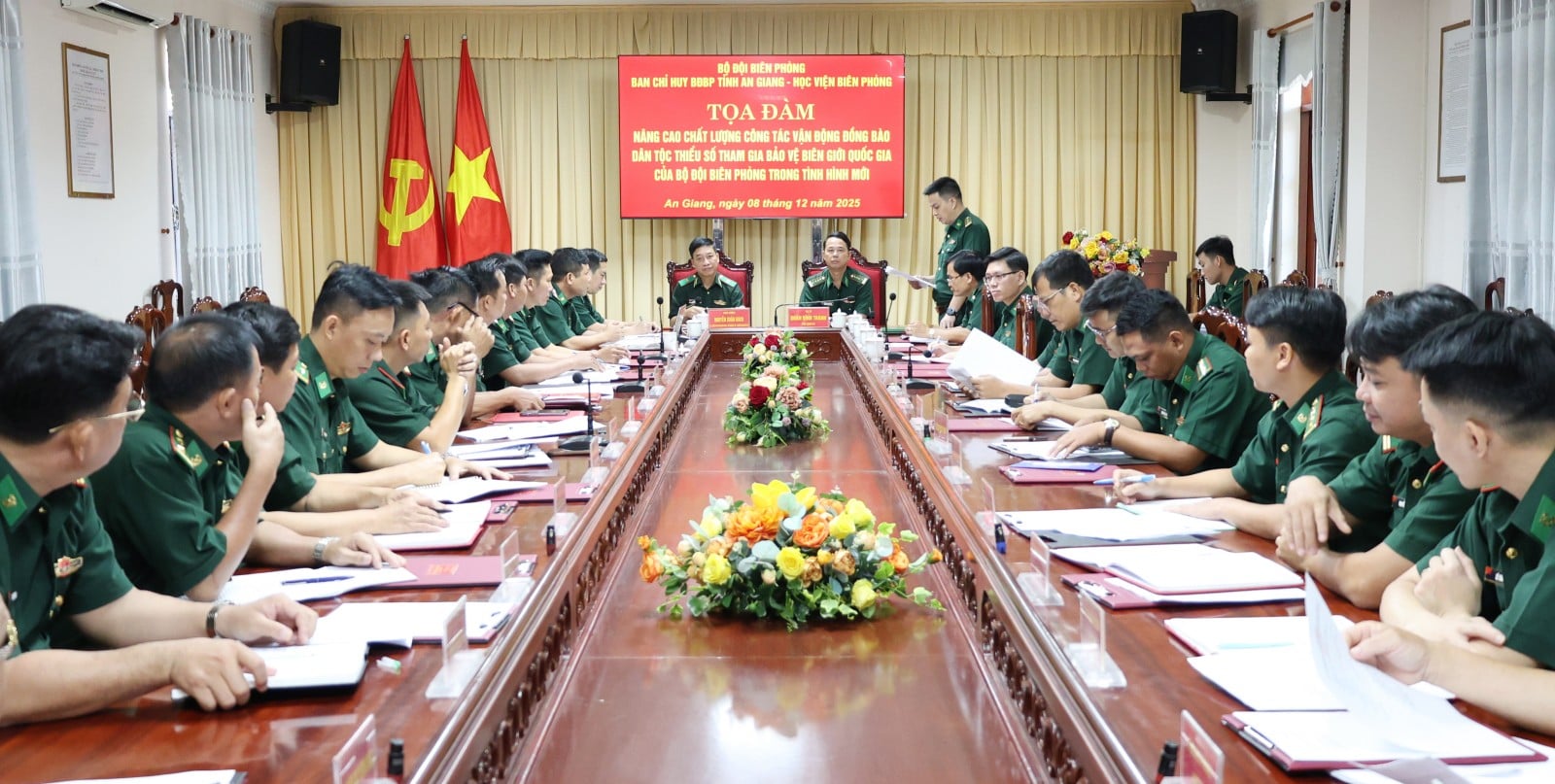 លើកកំពស់គុណភាពការងារ ប្រមូលផ្តុំជនជាតិភាគតិច ចូលរួមការពារព្រំដែនជាតិ