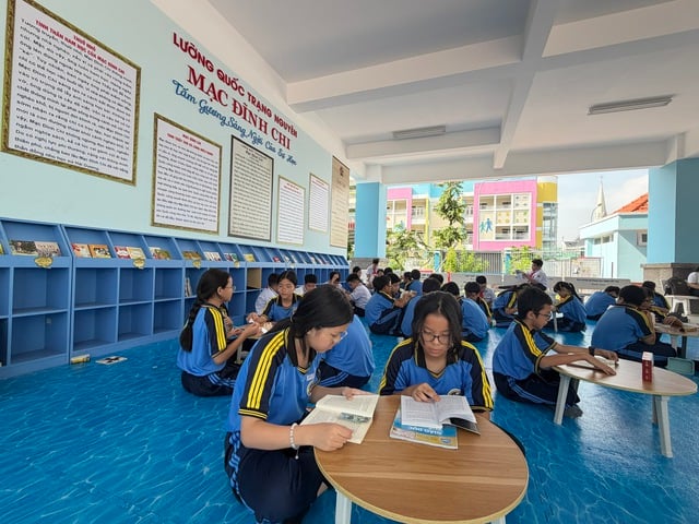 Quy định tuyển sinh đầu cấp của TP.HCM với 168 phường, xã, đặc khu sẽ ra sao? - Ảnh 2.