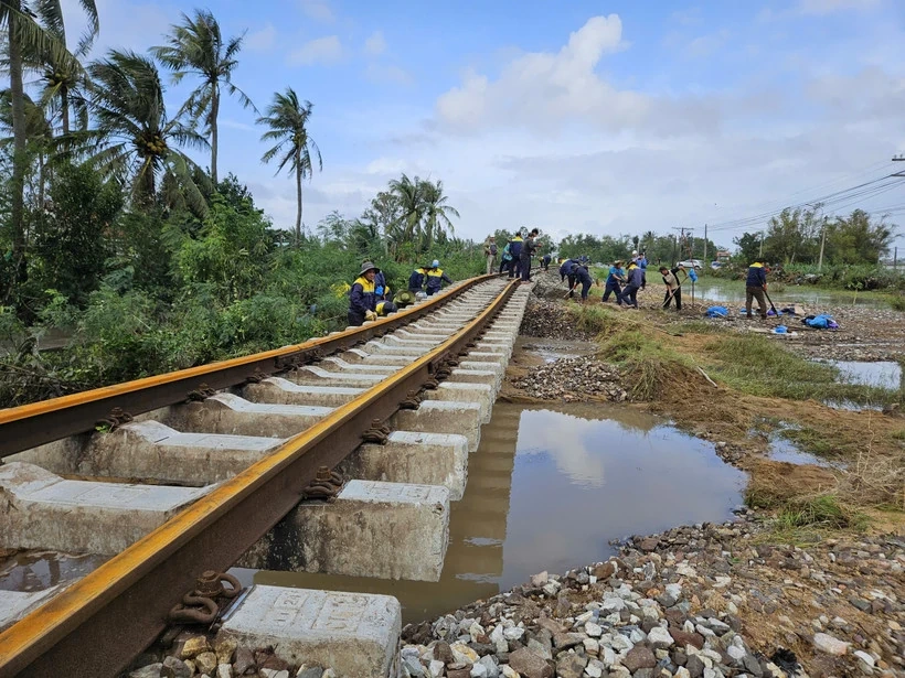 উত্তর-দক্ষিণ রেলওয়ে অবকাঠামোর ক্ষতি মেরামতের জন্য জরুরি অবস্থা ঘোষণা করা হচ্ছে।