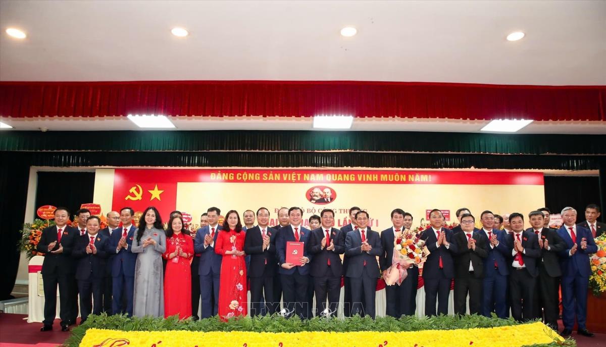 Légende de la photo