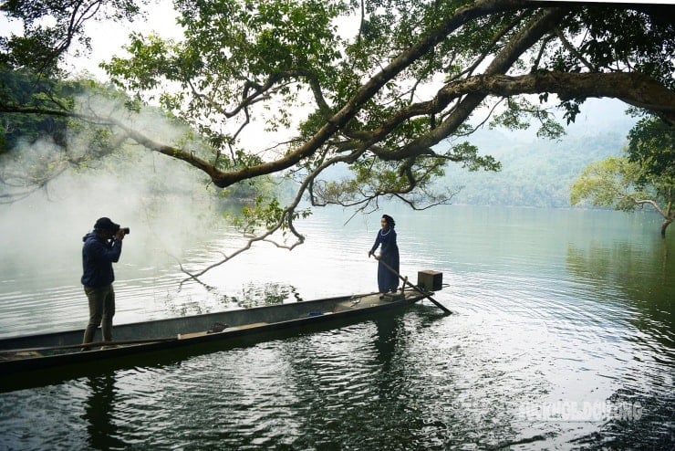 Uralter Wald, 9 neue Mäntel, 9 neben dem schönsten Süßwassersee der Welt - 3