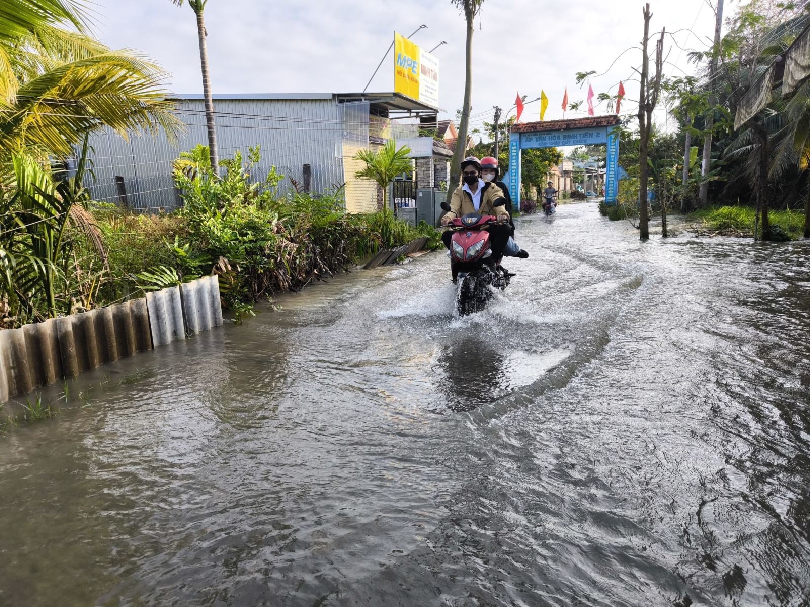 ចំណងជើងរូបថត