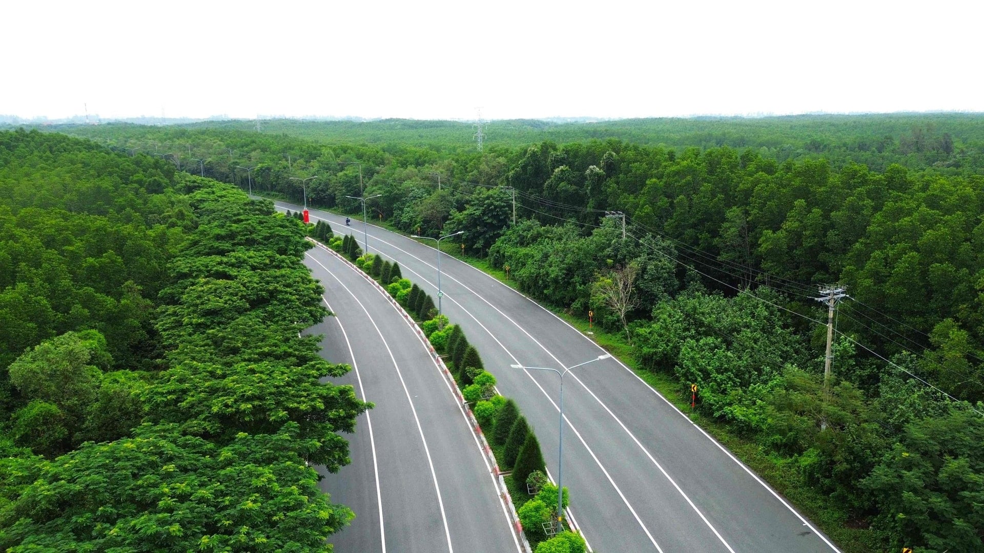 مسیر رانگ ساک، جایی که قرار است راه‌آهن بن تان - کان جیو از آن عبور کند.