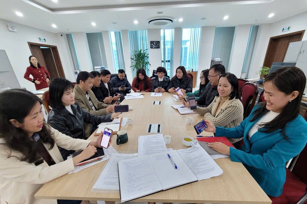 il croit que l'article