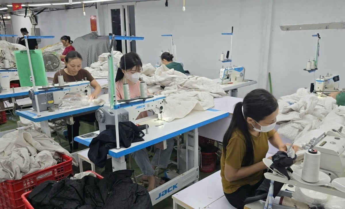 Đẩy mạnh phát triển công nghiệp hỗ trợ, xanh hóa ngành dệt may. Ảnh: Thu Thủy.