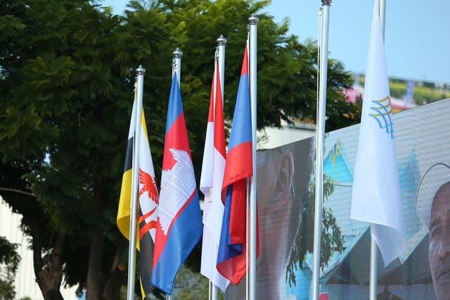 Tuyệt vời tình cảm thân thiện VĐV Thái Lan và Campuchia giữa chiến sự căng thẳng: Thể thao là thế!- Ảnh 9.