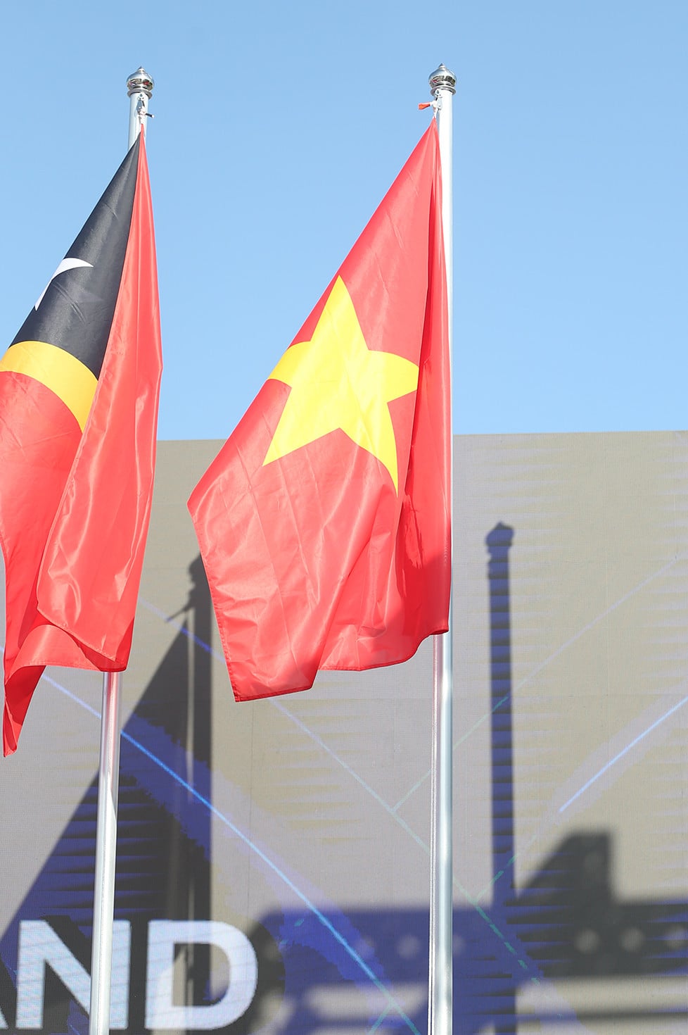 the thao viet nam thuong co sea games 8.JPG